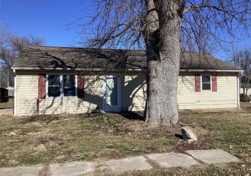 Exploring the Differences between Rural and Urban Politics in Vandala, Missouri